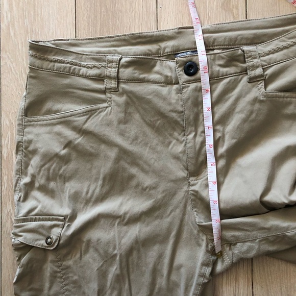 Eddie Bauer Outdoor Hiking Shorts with Zippered Pockets in Beige Size 16 - Picture 6 of 16